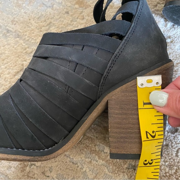Free People Hybrid Strappy Nubuck Leather Ankle Booties Boots Heeled Black: 36 - Picture 9 of 13